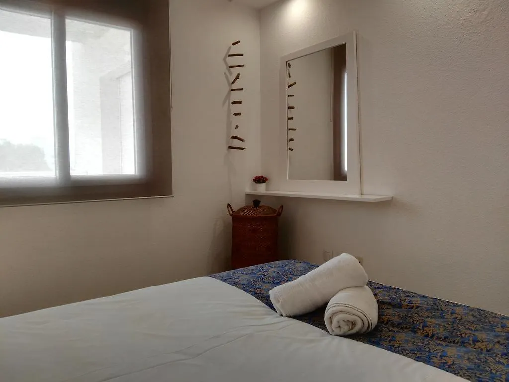 Vista Roses Mar - Apartamento Con Piscina Apartmán
