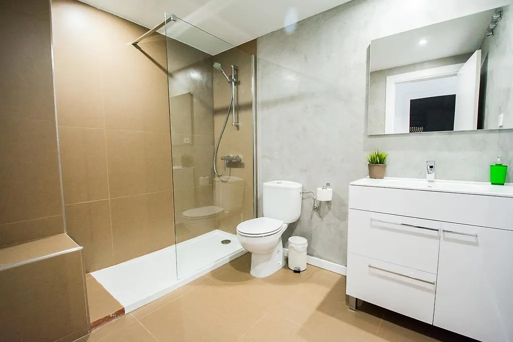 Vista Roses Mar - Apartamento Con Piscina 0*,